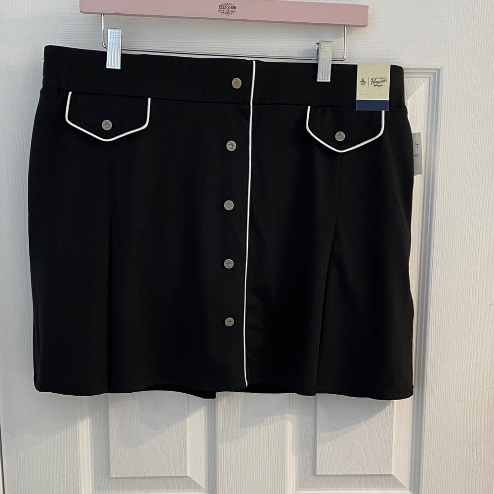Penguin Black Button-Front Golf Skort with White Trim XL recycled material